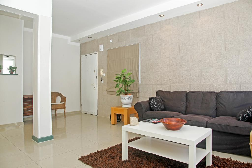 Tlvsublet Hayarkon Apartment Tel Aviv Bagian luar foto