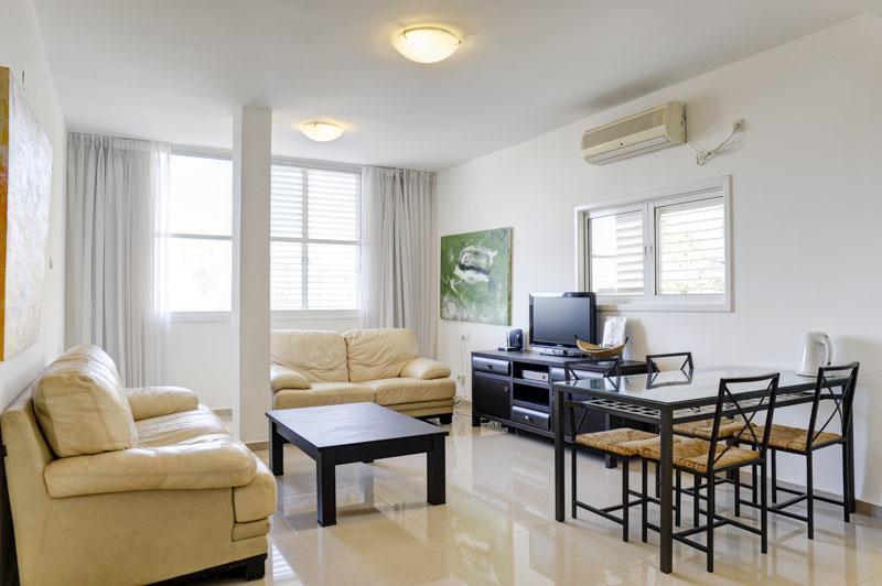 Tlvsublet Hayarkon Apartment Tel Aviv Bagian luar foto